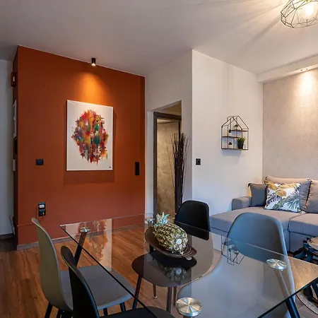 Kentia Modern/artistic Apartment *