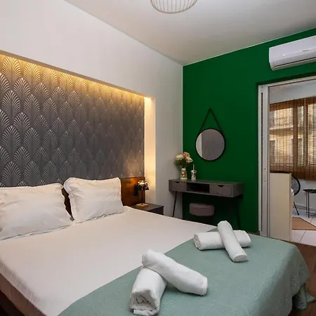 Kentia Modern/artistic Apartment